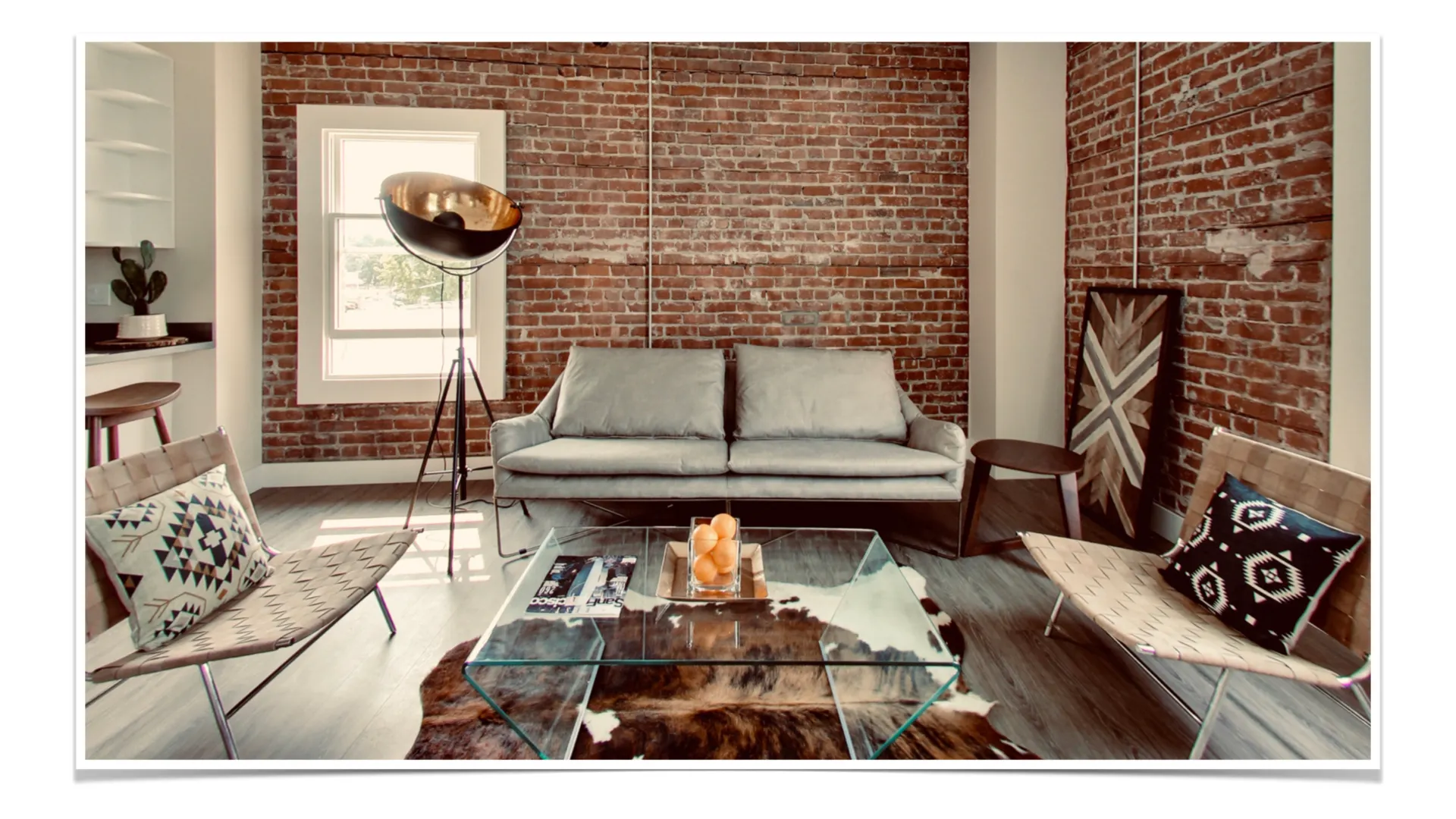 The Moovement - modern furnished living space